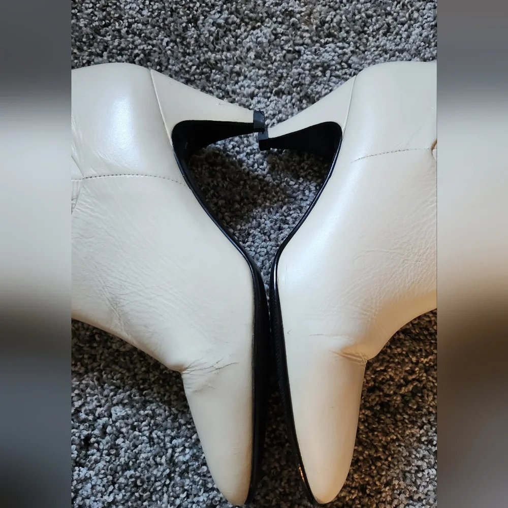 Vintage Nine West Booties - Picture 6 of 9